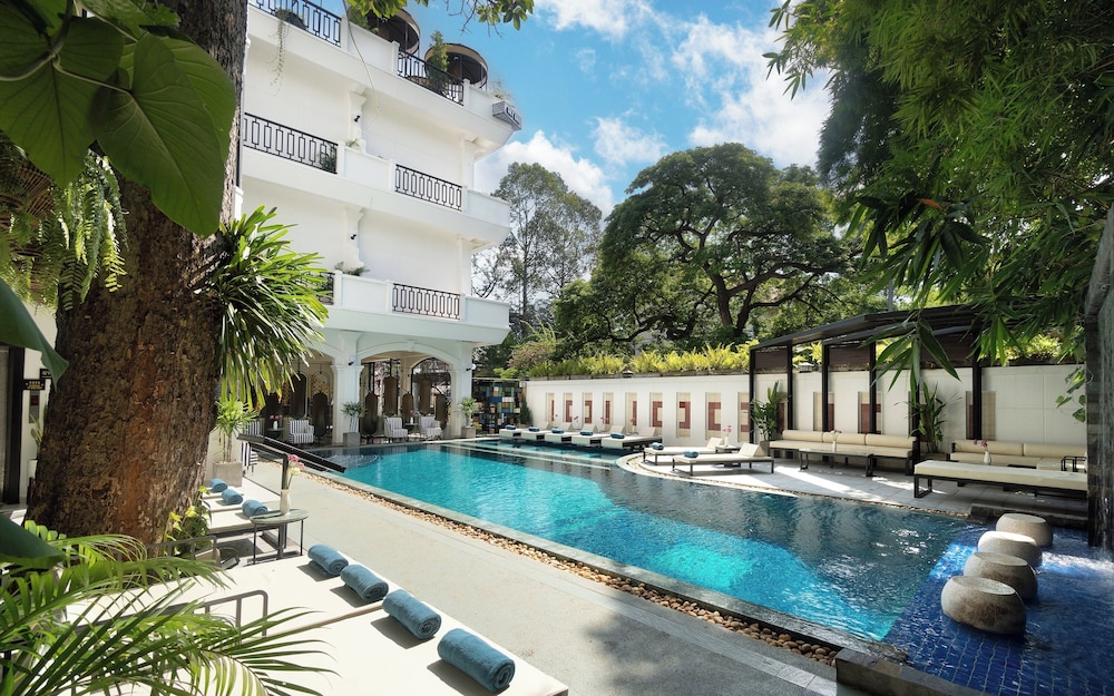 Le Grande Indochine Hotel — 4-Star Luxury Hotel in Siem Reap, Cambodia