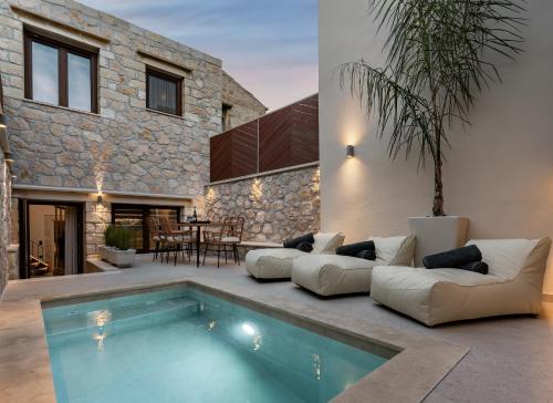 Villa Esteria — 4-Star Luxury Hotel in Rethymno, Greece