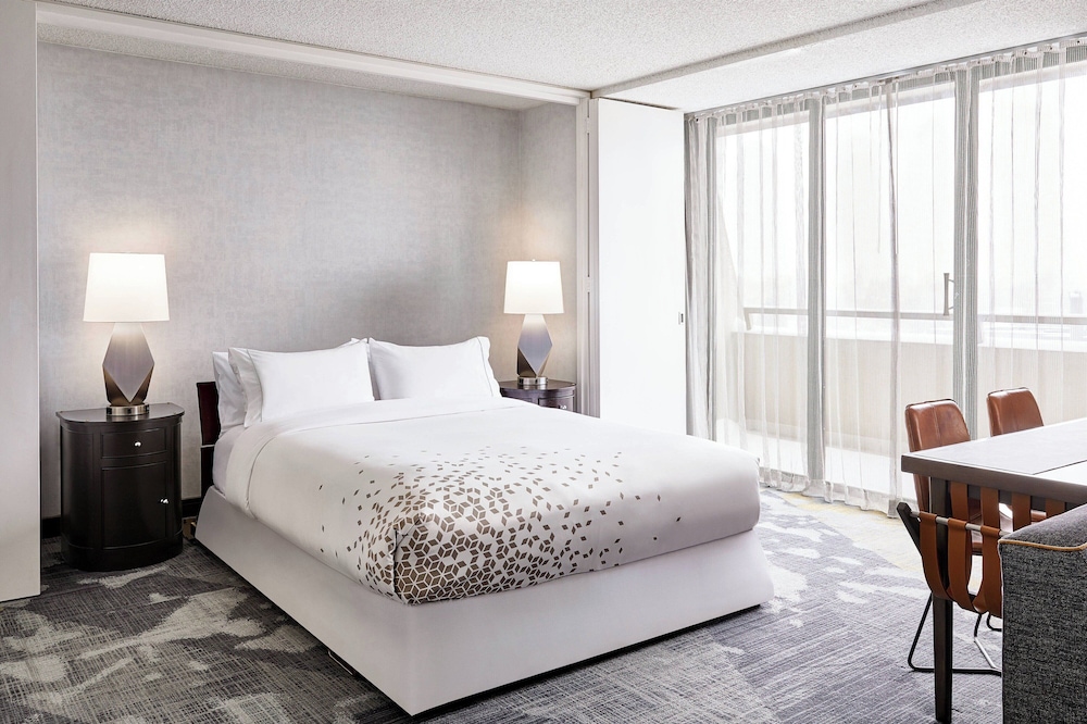 Renaissance Denver Hotel & Conference Center - photo 18