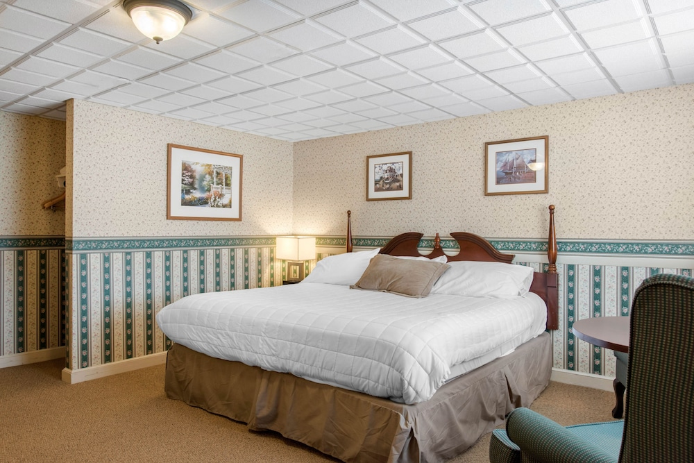 Coachman Inn - photo 11