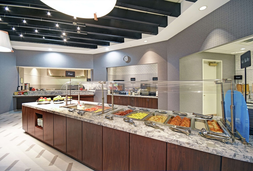 Embassy Suites Charleston - photo 43