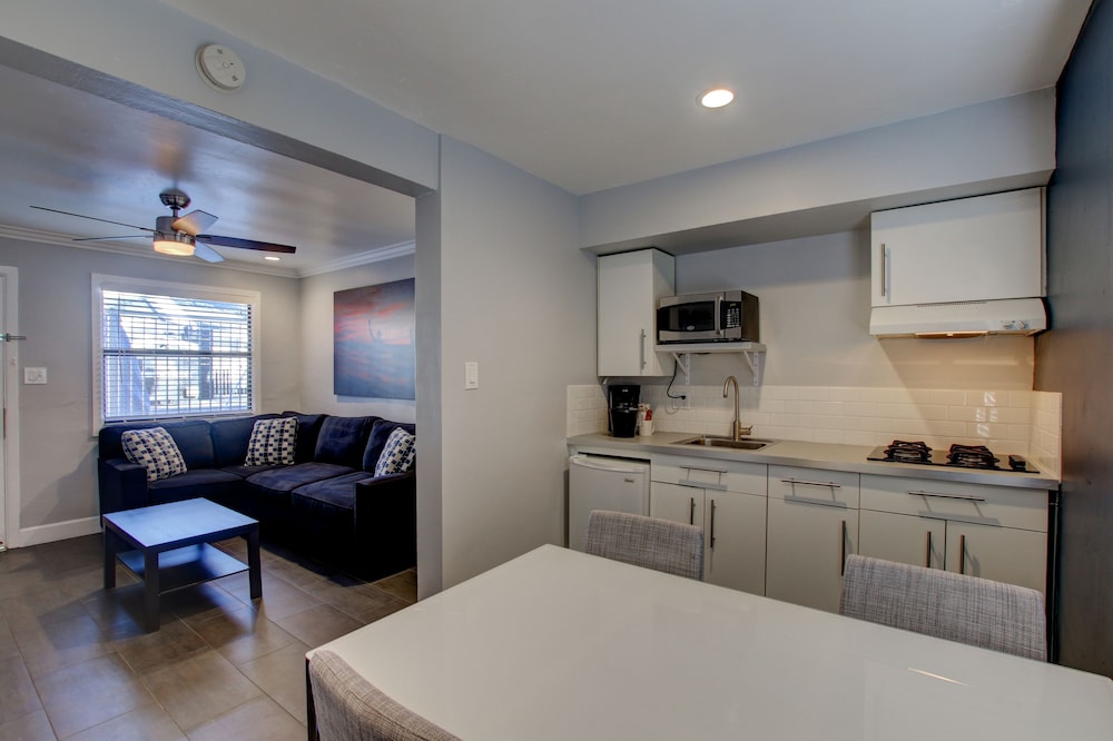 Beach Haven Near Pacific Beach Park - photo 14