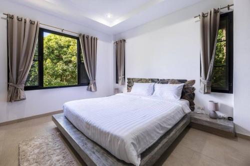Blue View Amazing 3 Bedroom Sea View Villa — 4-Star Luxury Hotel in Koh Tao, Thailand