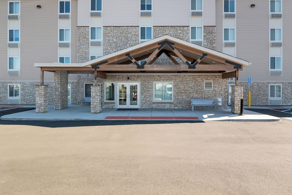 Woodspring Suites Newington Hartford South - photo 23