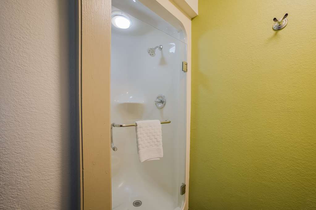 SureStay Plus by Best Western Mesa Superstition Springs - photo 21