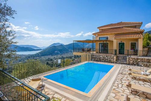 Villa Rigani — 4-Star Luxury Hotel in Palaiochori, Greece