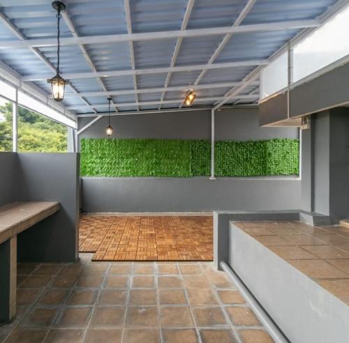 Vila Keluarga Syariah Mawar 82 Dago Resort 4BR dengan Privat Pool BBQ dan Rooftop — Bandung — photo 2