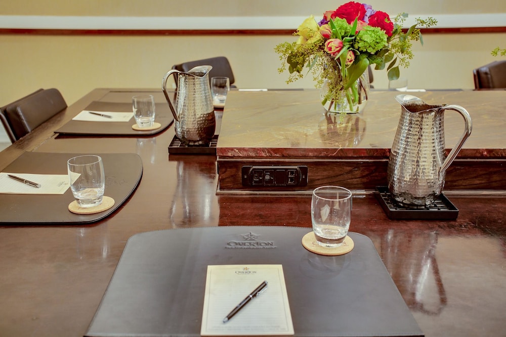 Overton Hotel and Conference Center - photo 62
