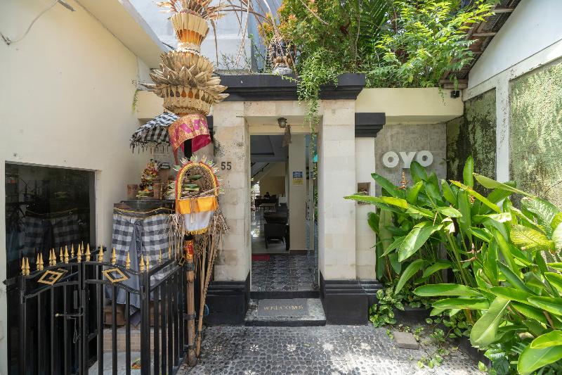 Dedy Beach Inn - carbon neutral hotel in Kuta