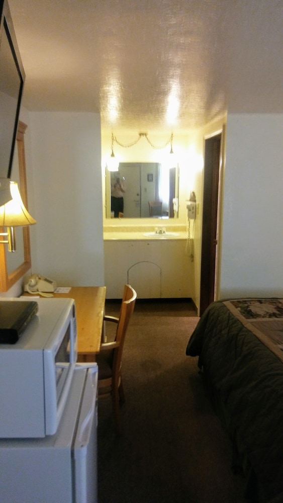 Falls Motel - photo 36