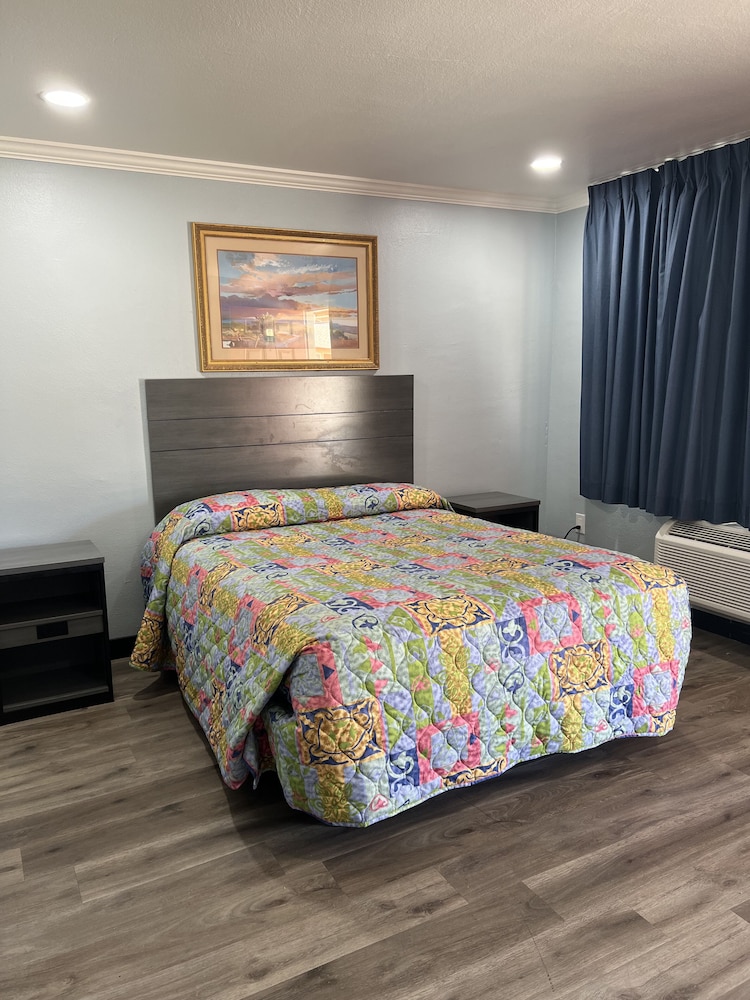 Travel Inn Gilroy - photo 10