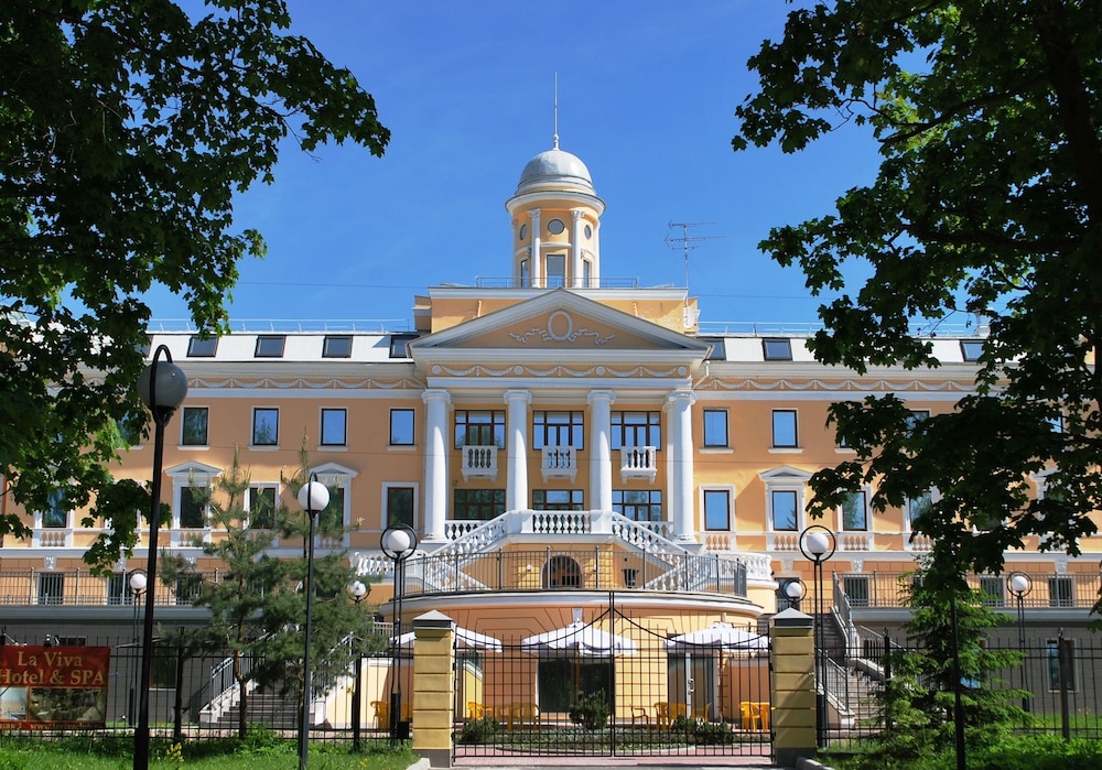 Residence Hotel & Spa — 4-Star Luxury Hotel in Repino, Russia