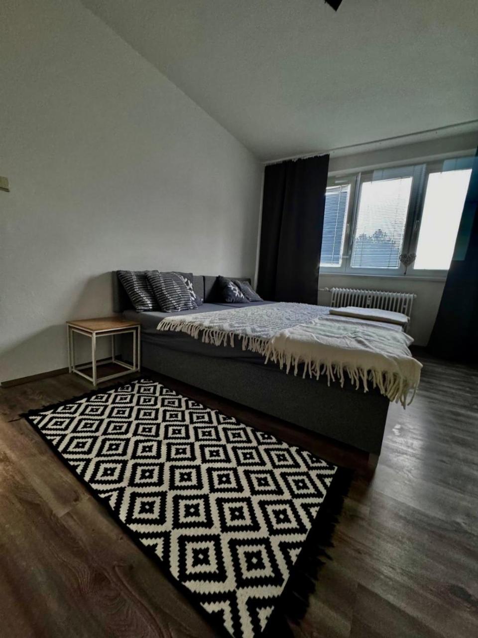 Tara Apartman - carbon neutral hotel in Unknown City