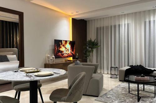 Luxurious 2 Suites Apt By AppartAli — 4-Star Luxury Hotel in Casablanca, Morocco
