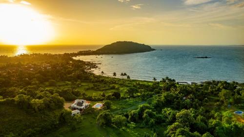 Spicy Mango Ocean Paradise Luxurious Sea View Villa In Alibaug — Revadanda — photo 5