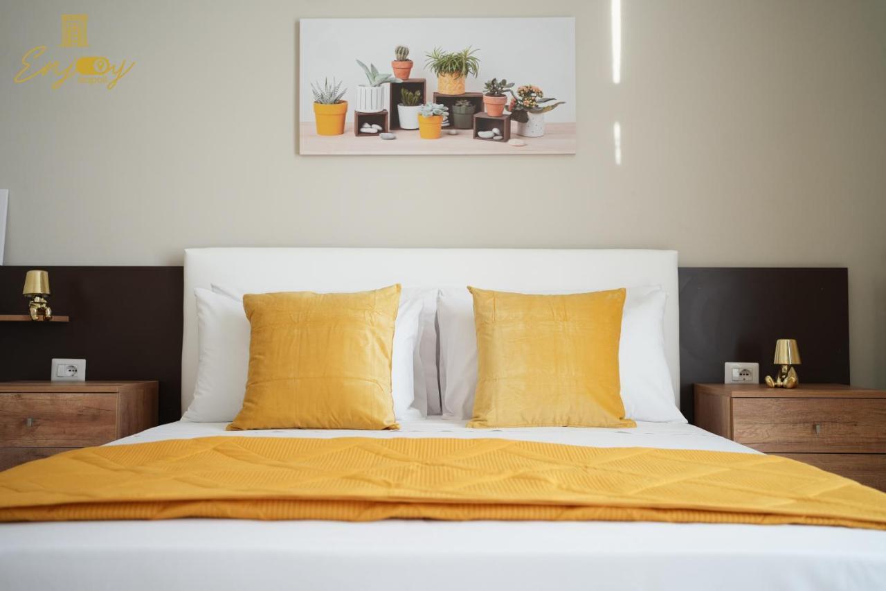 Enjoy Napoli Exclusive Apartment — 4-Star Luxury Hotel in Naples, Italy