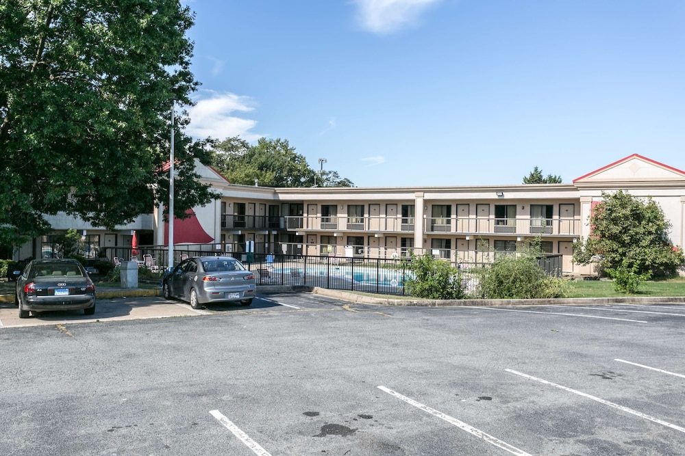 Americas Best Value Inn Edgewood - photo 24