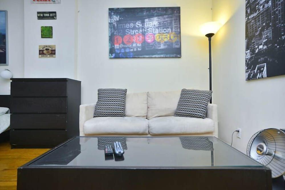 Perfect Studio on Upper East Side - photo 19