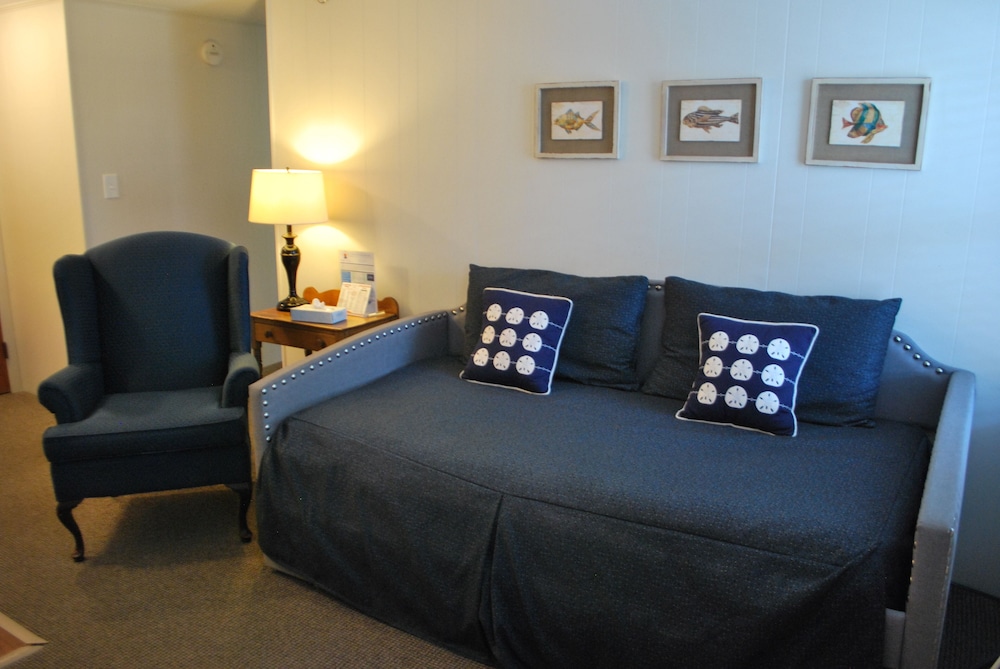 Lankford Hotel and Lodge - photo 36