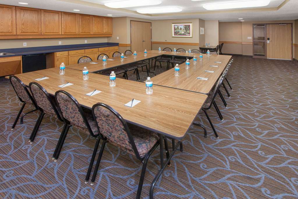AmericInn by Wyndham Webster City - photo 18