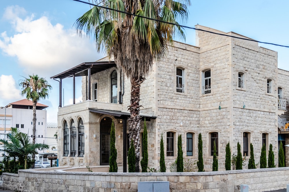 Asfour Hotel in Haifa, Israel