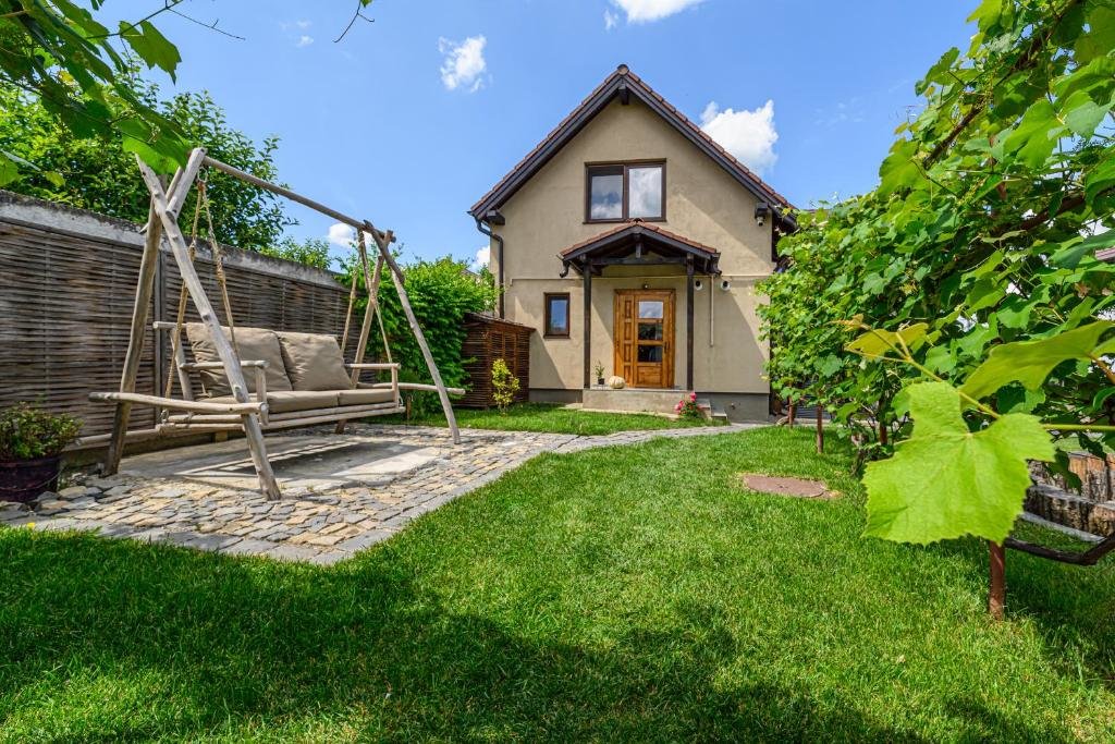 The Good House Harman — 4-Star Luxury Hotel in Harman, Romania
