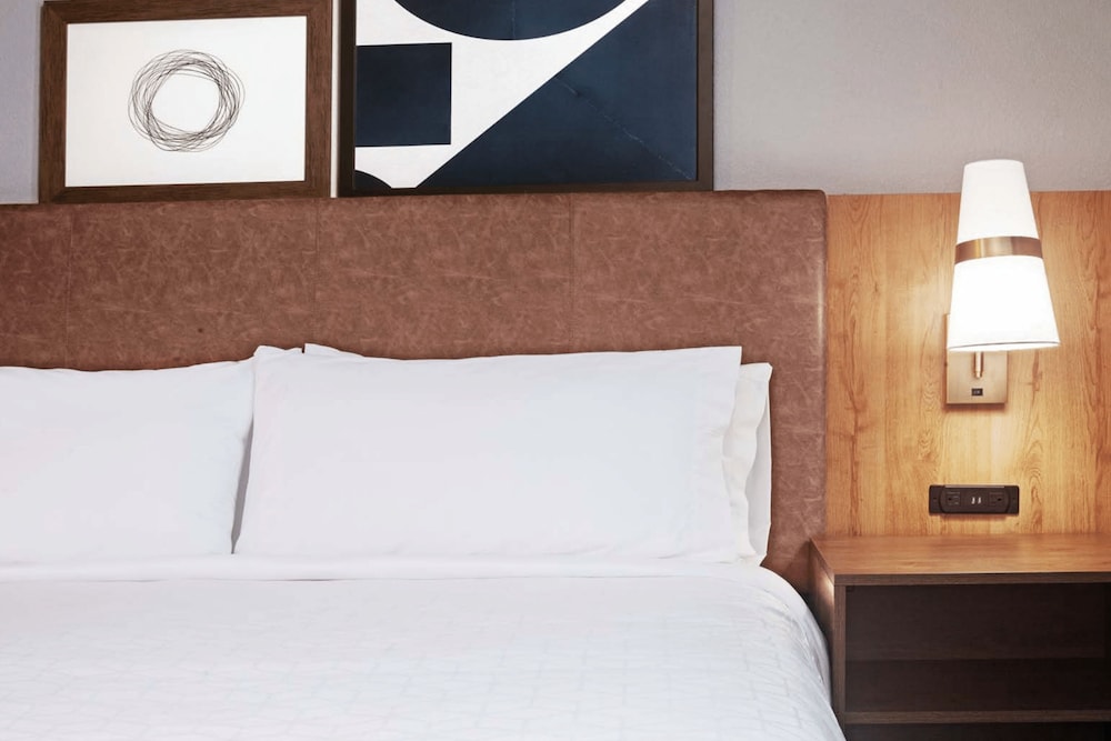 Staybridge Suites Waco South Woodway by IHG - photo 7