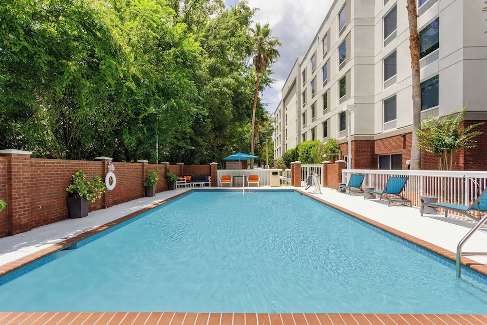 Hampton Inn & Suites Tallahassee I 10 Thomasville Road - photo 48
