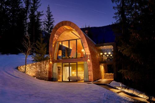 Mi Chalet — 4-Star Luxury Hotel in La Villa, Italy