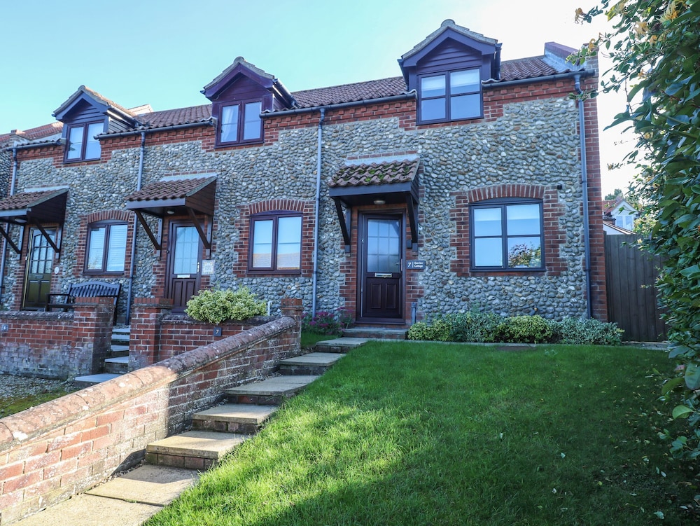 Seaview Cottage — 4-Star Luxury Hotel in Holt, United Kingdom