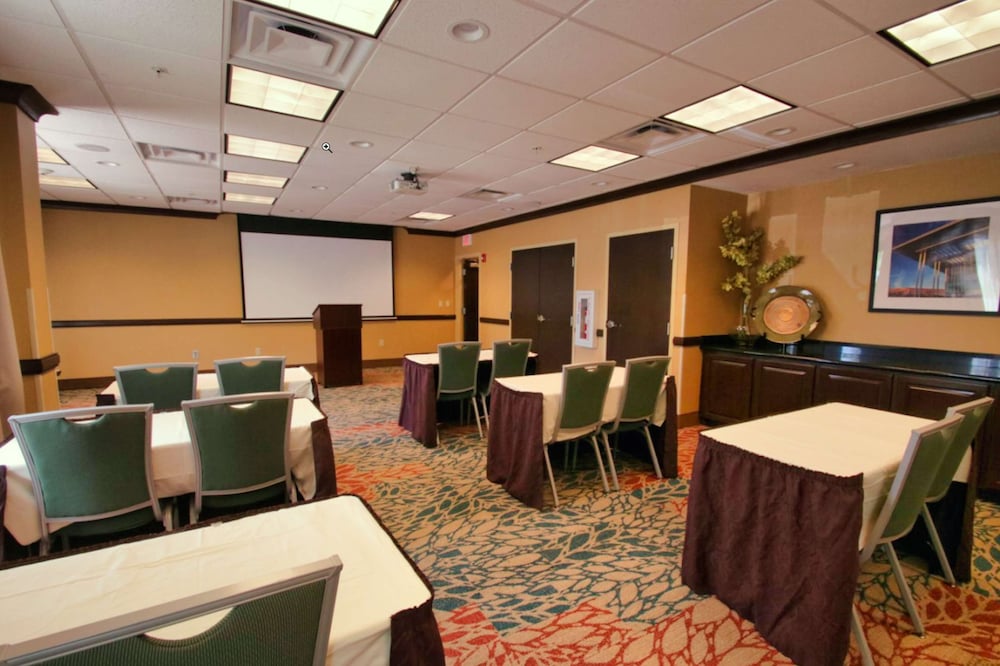 Hampton Inn & Suites Jacksonville Beach Blvd Mayo Clinic - photo 42