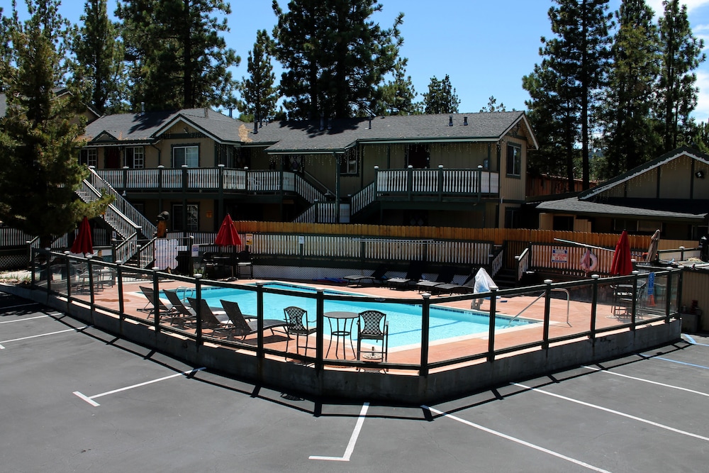 Fireside Lodge - featured photo