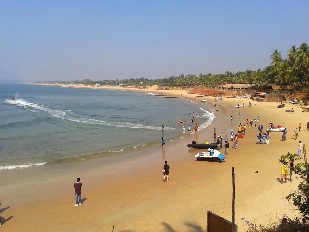 Ocean Waves Goa Holiday - last minute hotel in Calangute