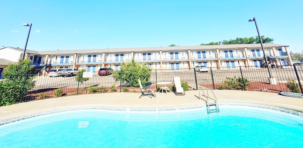 Shiloh Inn - photo 12