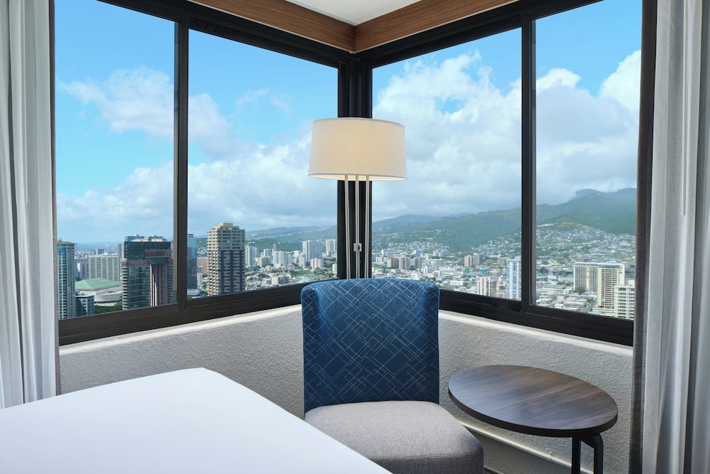 Holiday Inn Express Waikiki by IHG - photo 23