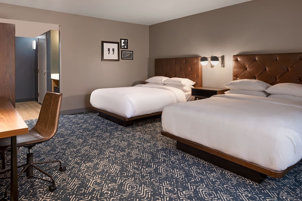 Four Points by Sheraton Bakersfield - photo 8