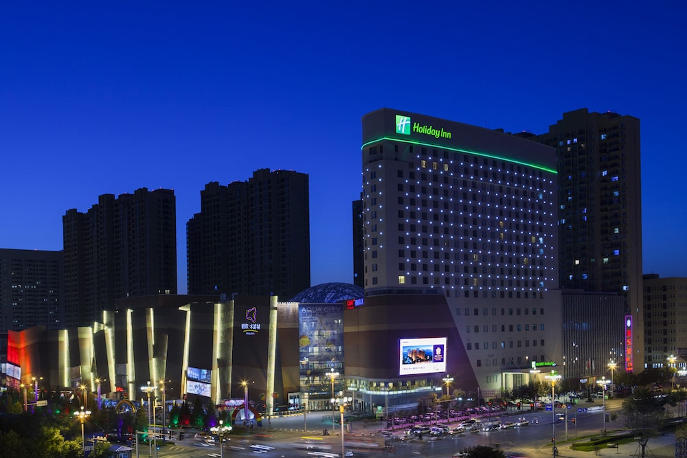 Holiday Inn Panjin Aqua City by IHG in Yingkou, People's Republic of China