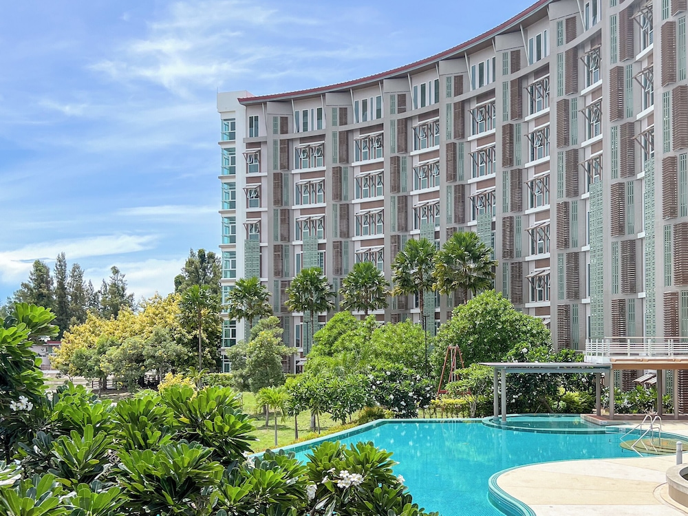 Wora Wana Hua Hin Hotel & Convention in Hua Hin, Thailand