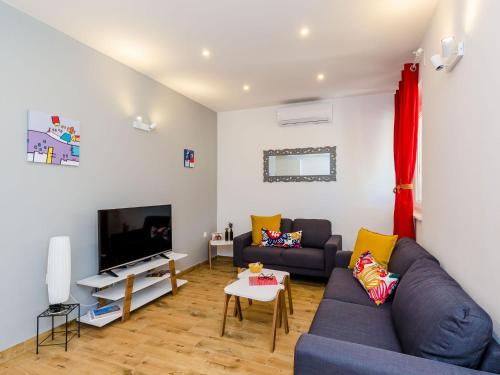 Apartment Moon River Two Bedroom Apartment with Terrace