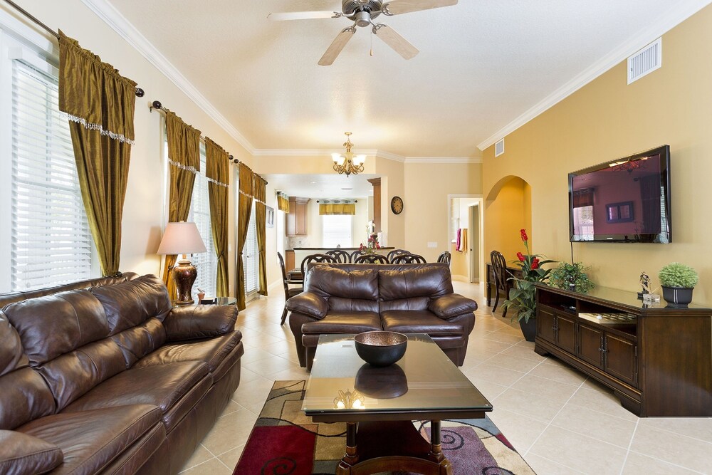 Reunion Resort by Intteli Fun Rentals - photo 34
