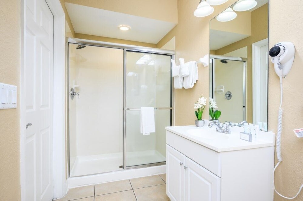 Beautiful Townhome Vista Cay Resort Direct 4010 - photo 14
