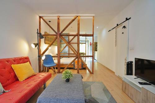 Mbird LX Yard Studio — 4-Star Luxury Hotel in Lisbon, Portugal