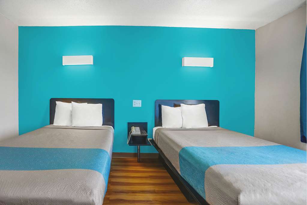 Motel 6 Raleigh NC North - photo 11