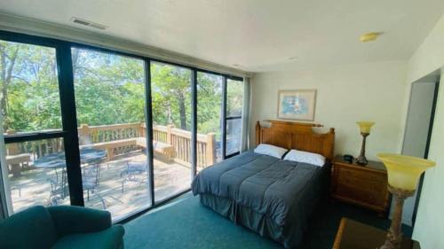 Treetop Village51 3Bed3BAPools 8PP — hotel in Four Seasons