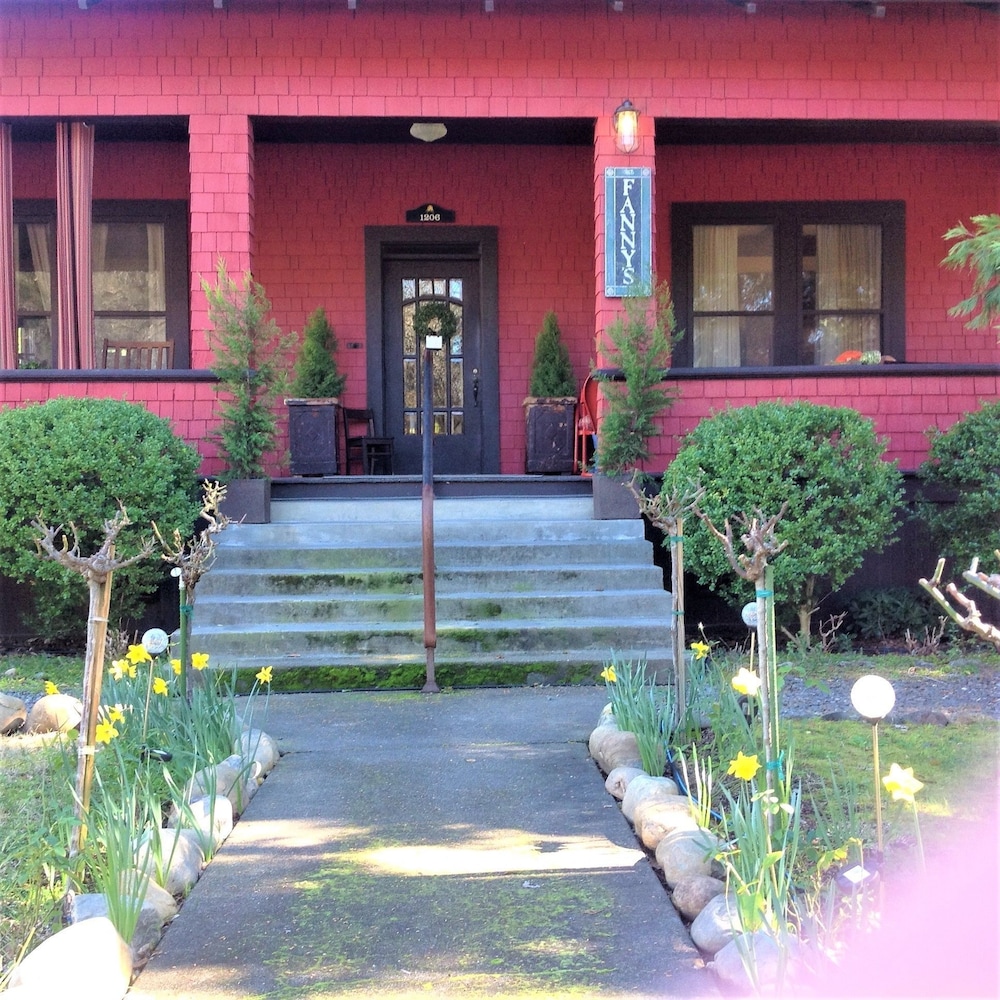 Fannys - last minute hotel in Calistoga