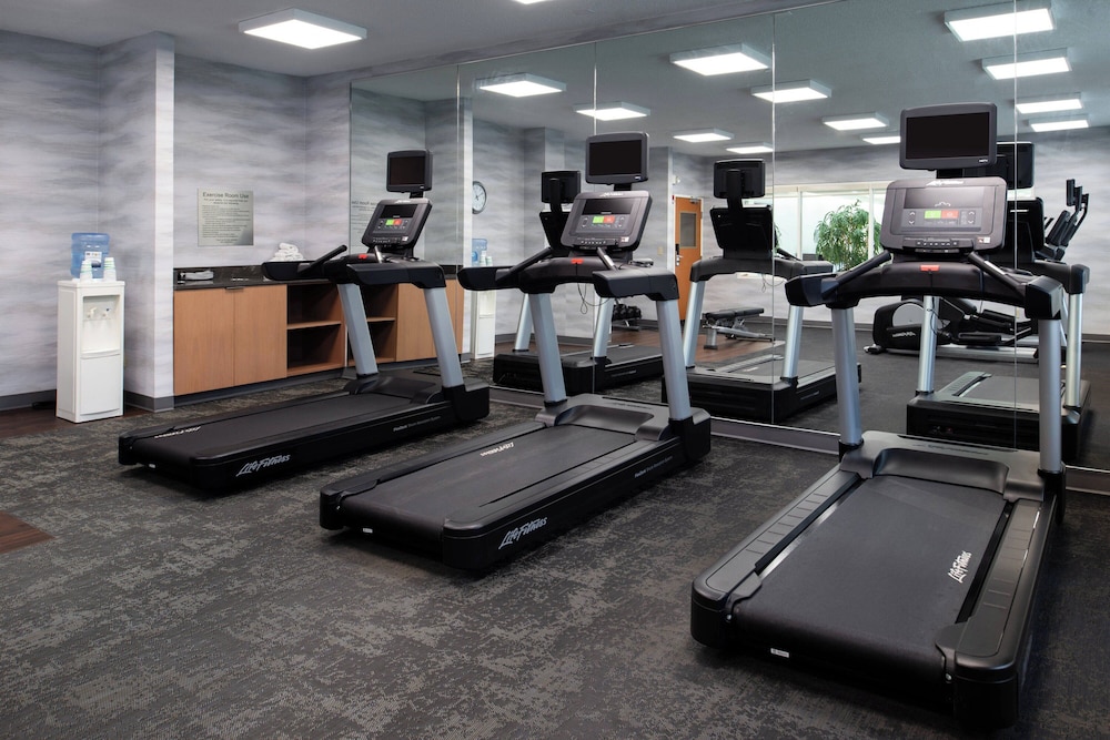 Fairfield Inn & Suites by Marriott Beloit - photo 31