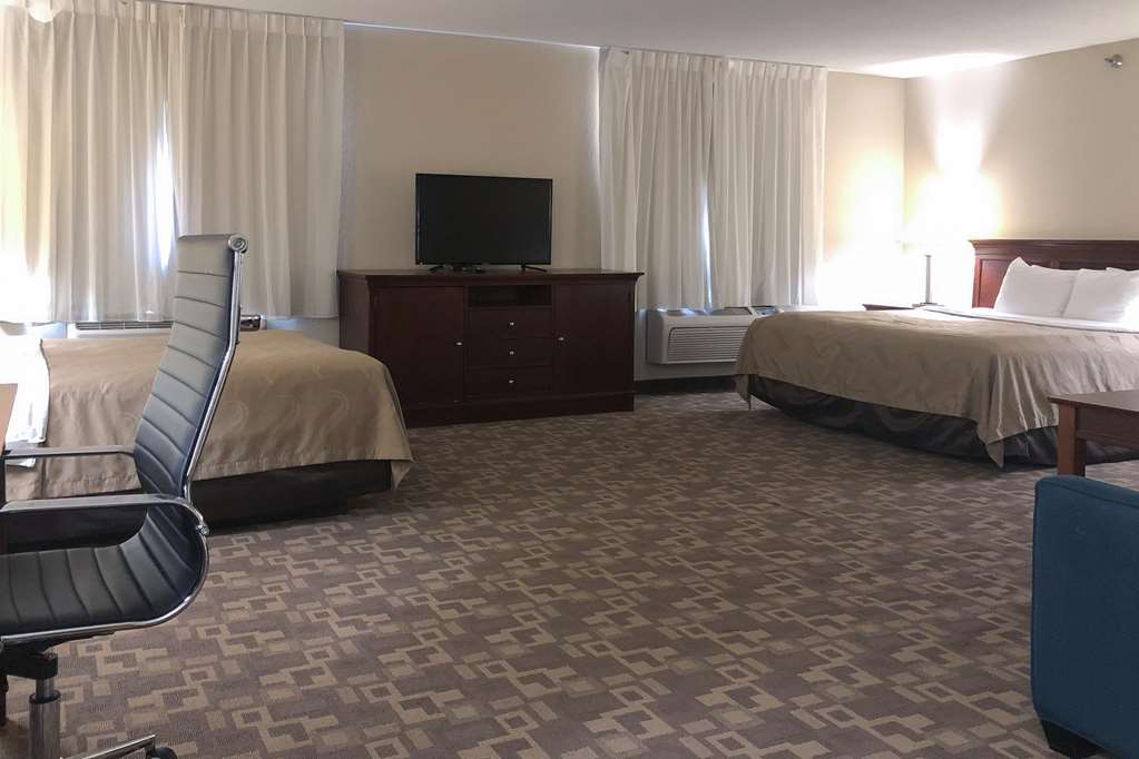 Quality Inn I 70 at Wanamaker - photo 17