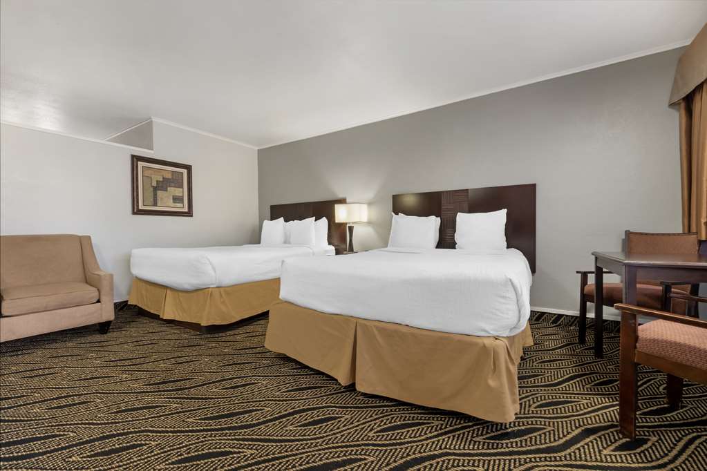 Best Western Red Carpet Inn - photo 22