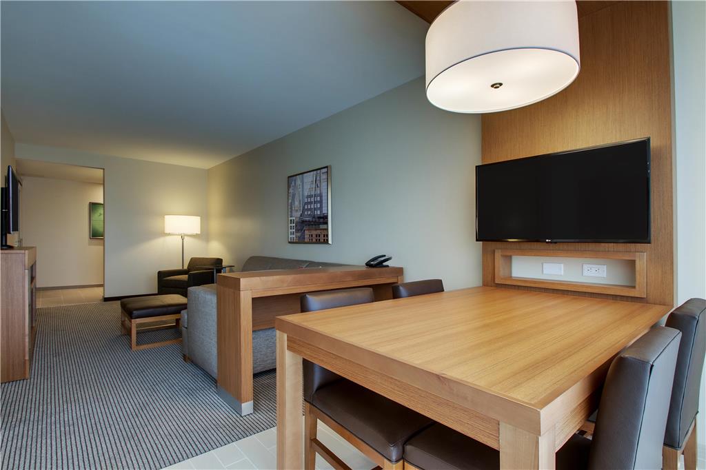 Hyatt Place Milwaukee Downtown - photo 39