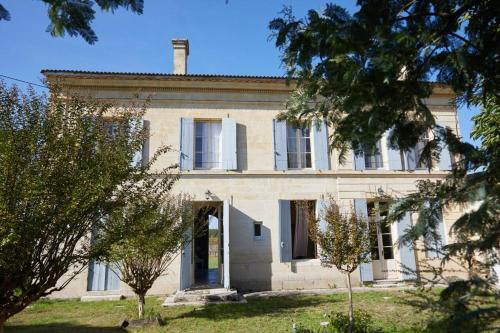 Domain De Montvert 5 Min From Saint Emilion — Sainte Terre